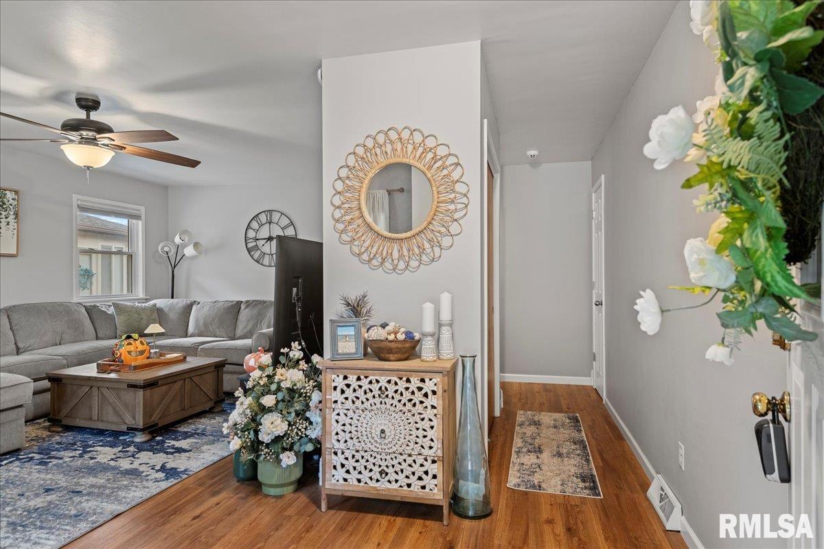 20 Longbow Lane Springfield, IL 62704 - Photo 5 of 39