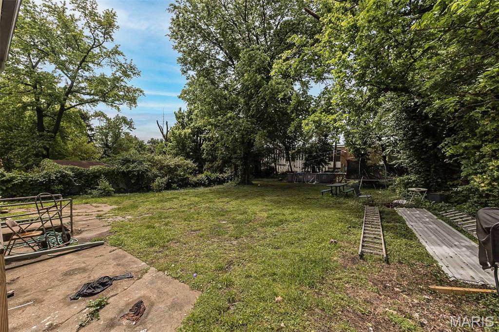 2654 Terrace Lane St. Louis, MO 63136 - Photo 37 of 43