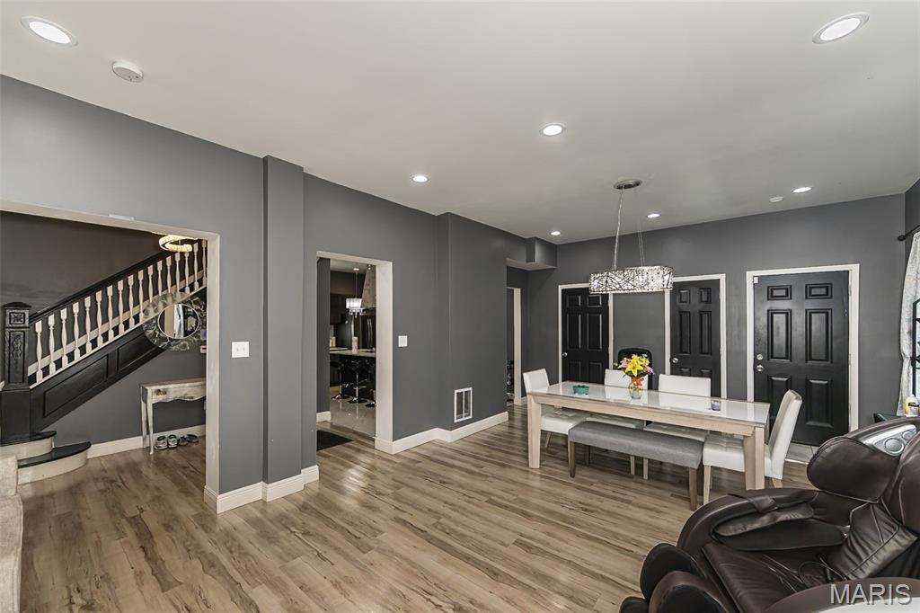 2654 Terrace Lane St. Louis, MO 63136 - Photo 10 of 43