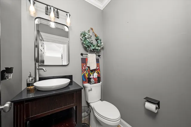 $575,000 | 25143 West Glen Oaks Lane, Shorewood, IL 60404