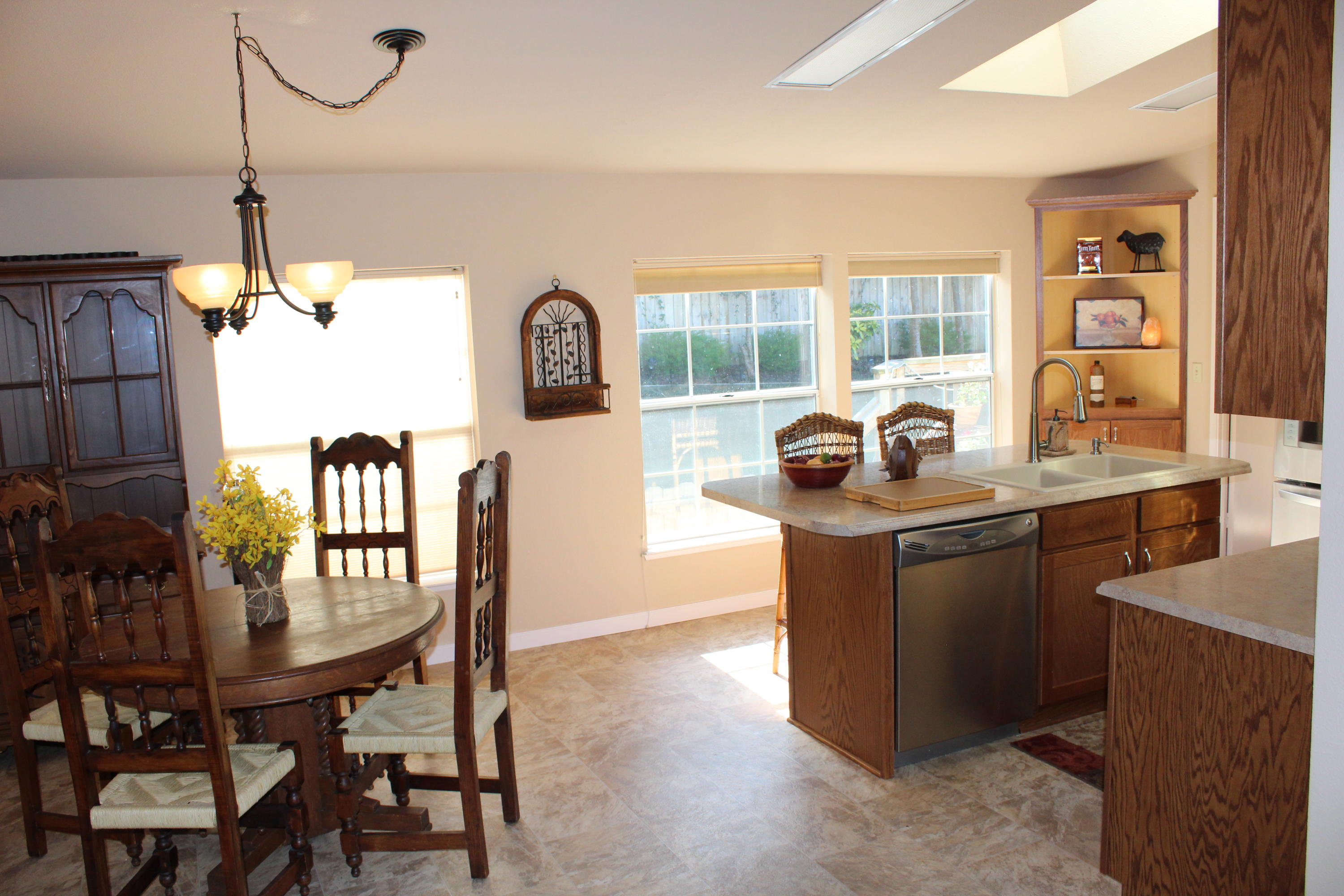 1090 Murray Road, Unit 101 McKinleyville, CA 95519 - Photo 3 of 16