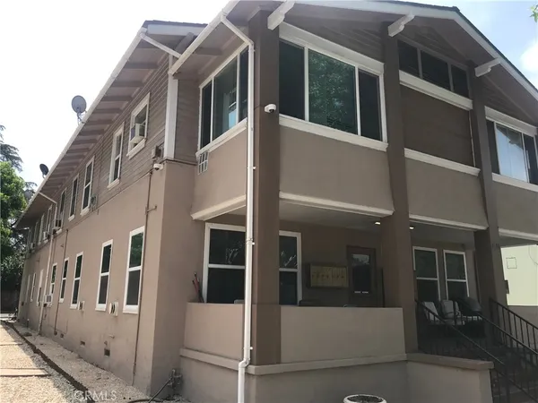 $875 | 2148 E Street, La Verne, CA 91750