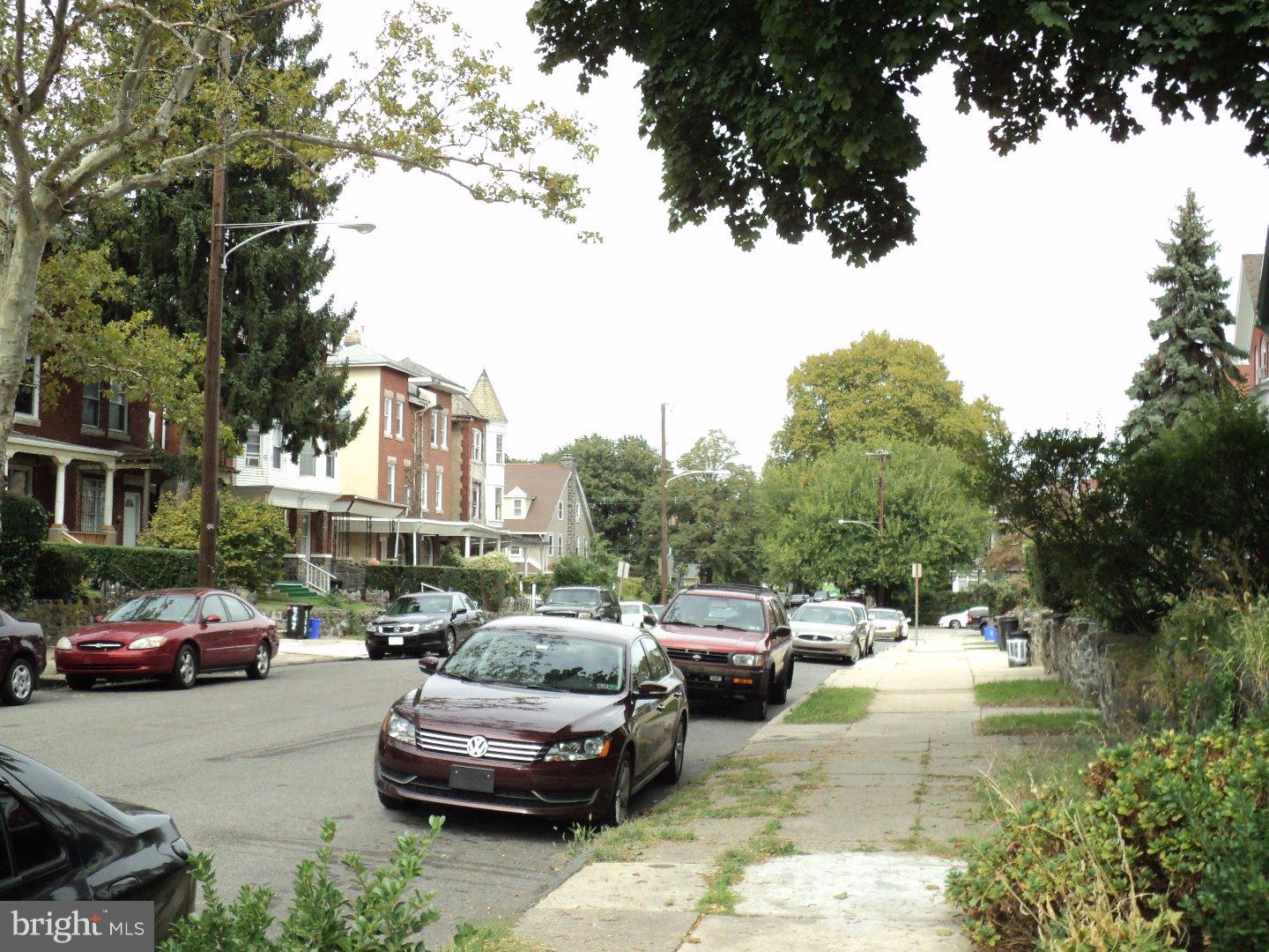 859 Wynnewood Road Philadelphia, PA 19151 - Photo 4 of 24 Gallery Image 4