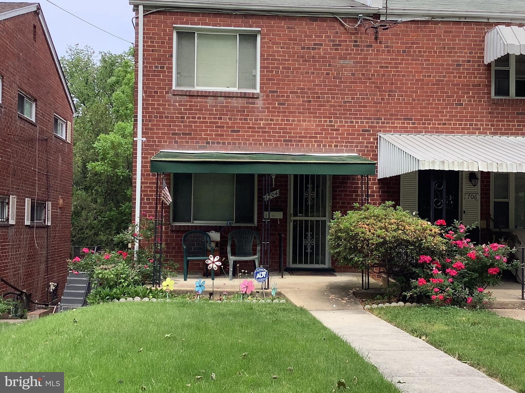 704 Ridge Road Southeast Washington, DC 20019 - Photo 1 of 10 Gallery Image 1