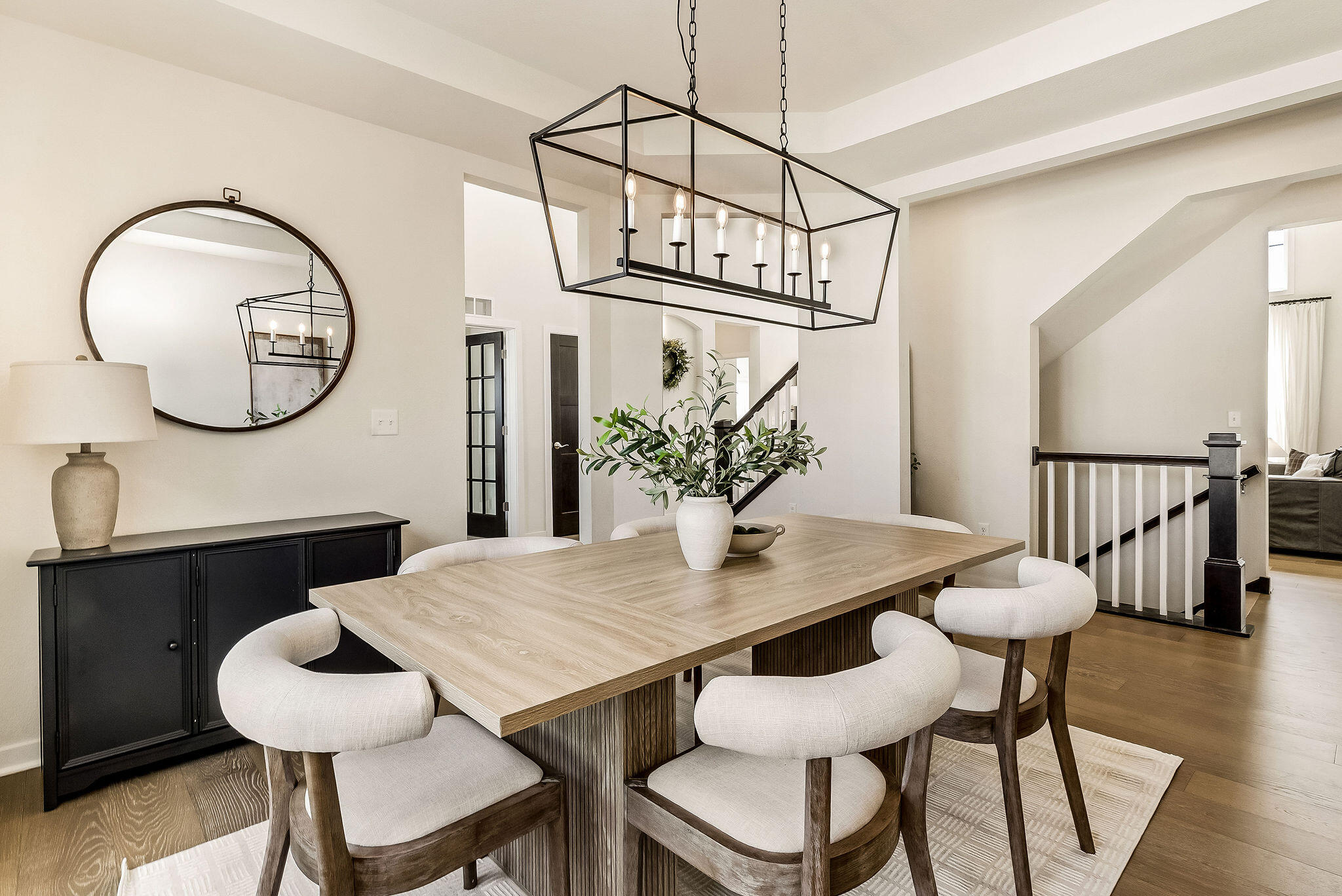8955 Highlander Drive Mequon, WI 53097 - Photo 12 of 36 Upper Level - Dining Area