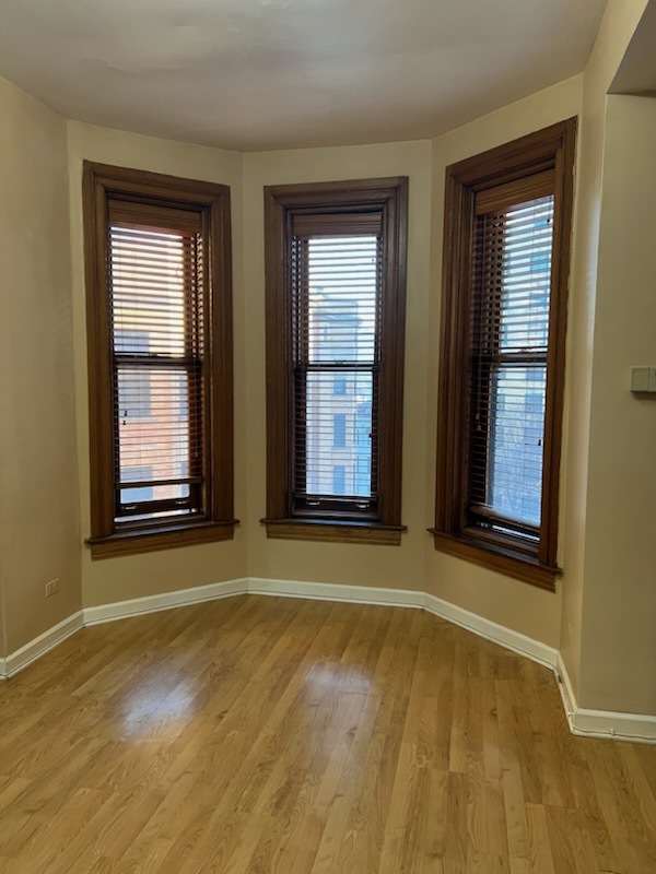 550 West Surf Street, Unit C511 Chicago, IL 60657 - Photo 2 of 15