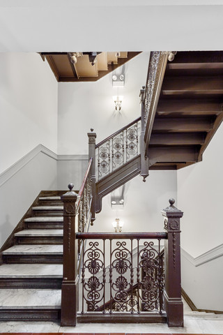 550 West Surf Street, Unit C511 Chicago, IL 60657 - Photo 10 of 15