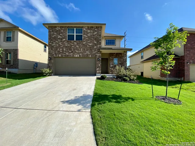 $2,100 | 491 Hunters Ranch East, San Antonio, TX 78253