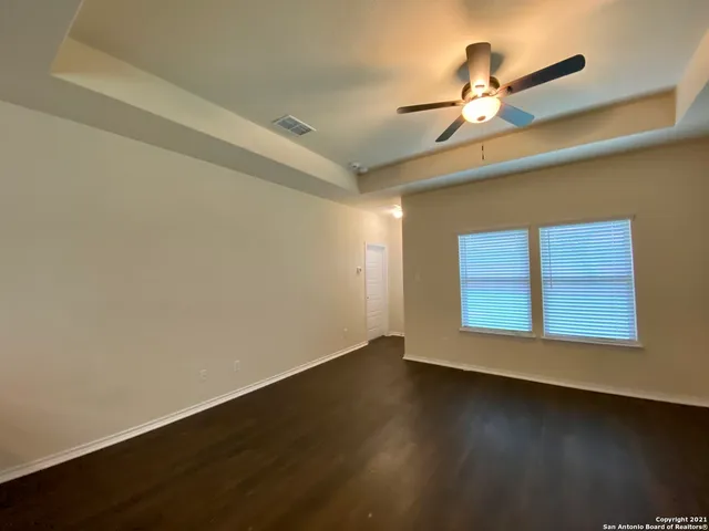 $2,100 | 491 Hunters Ranch East, San Antonio, TX 78253