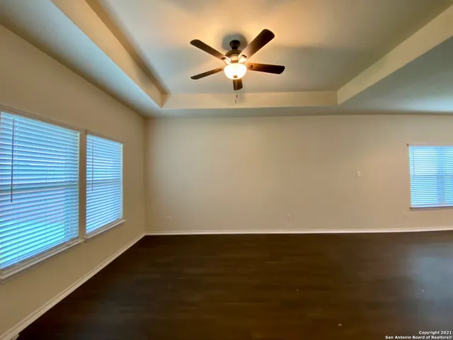$2,100 | 491 Hunters Ranch East, San Antonio, TX 78253