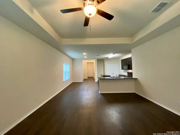 $1,900 | 491 Hunters Ranch East, San Antonio, TX 78253