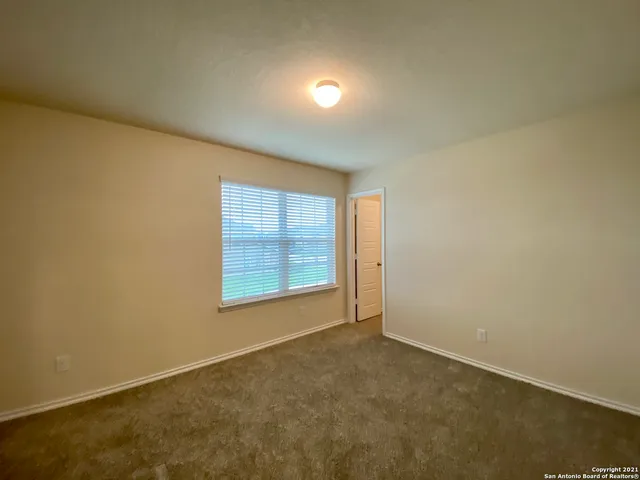 $2,100 | 491 Hunters Ranch East, San Antonio, TX 78253