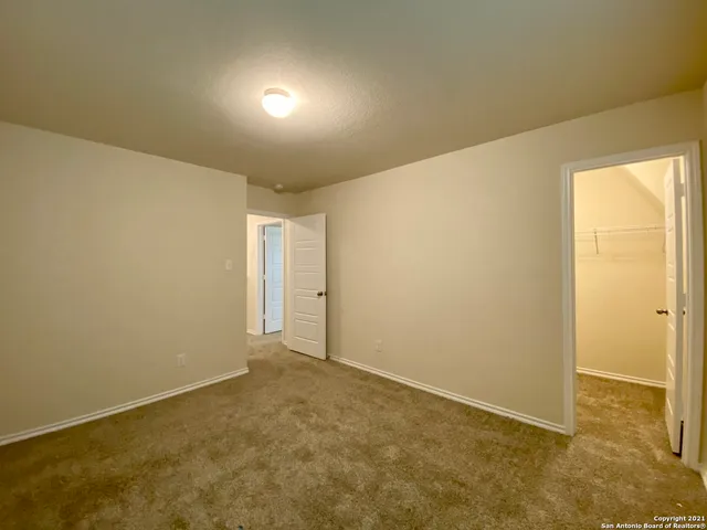 $2,100 | 491 Hunters Ranch East, San Antonio, TX 78253