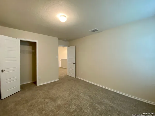 $1,900 | 491 Hunters Ranch East, San Antonio, TX 78253