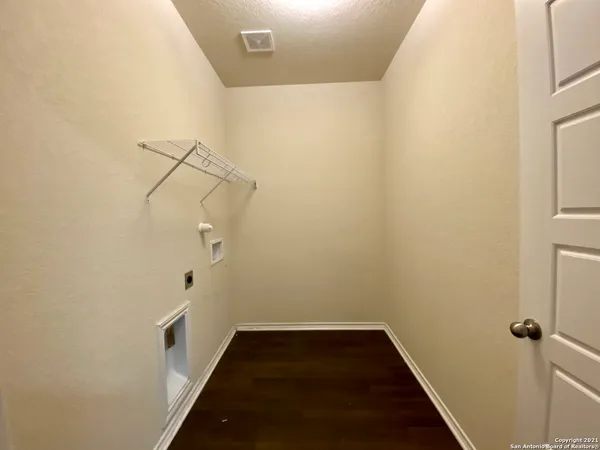 $1,900 | 491 Hunters Ranch East, San Antonio, TX 78253