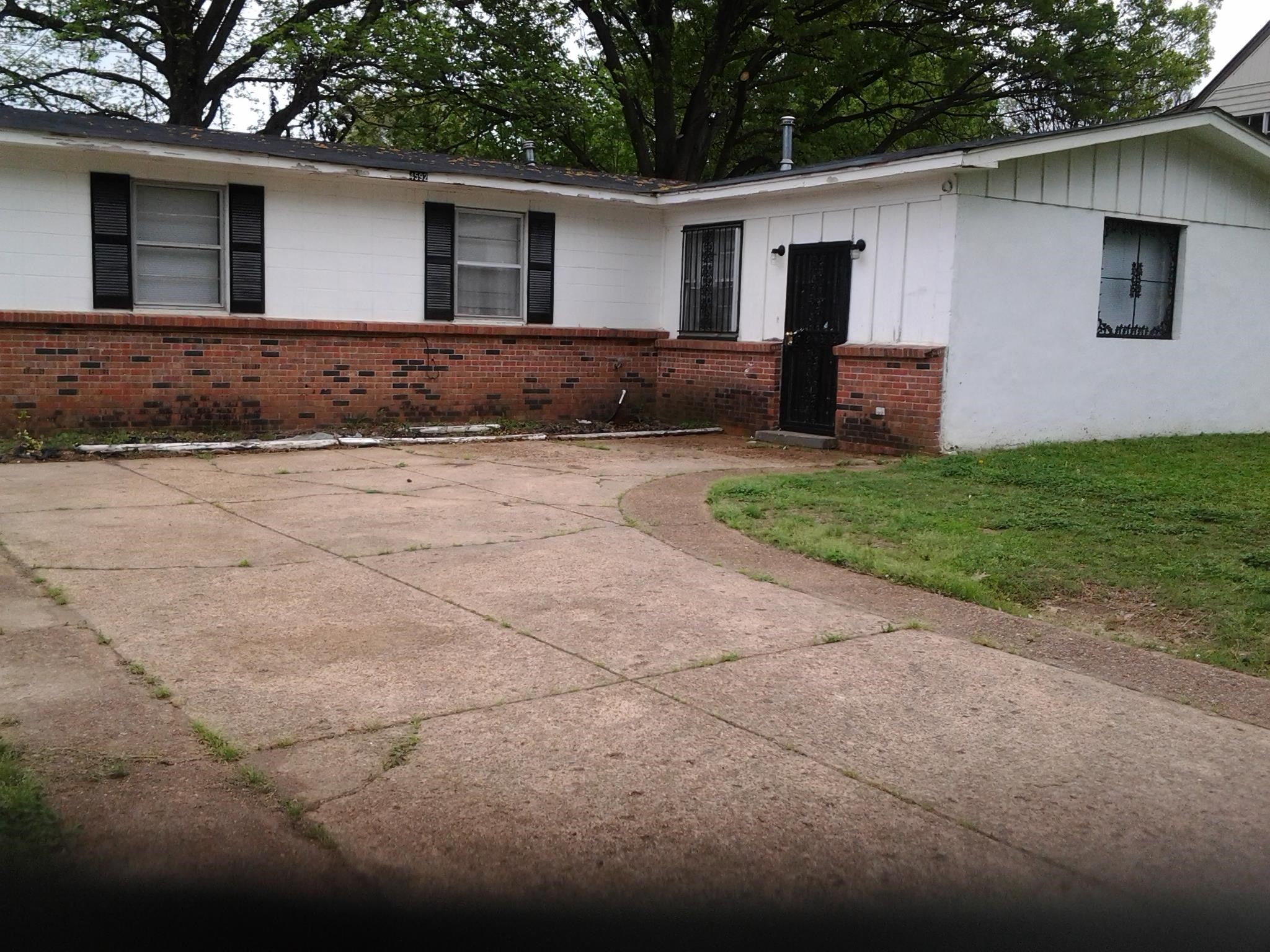 4592 Applegate Road Memphis, TN 38109 - Photo 1 of 1 Gallery Image 1