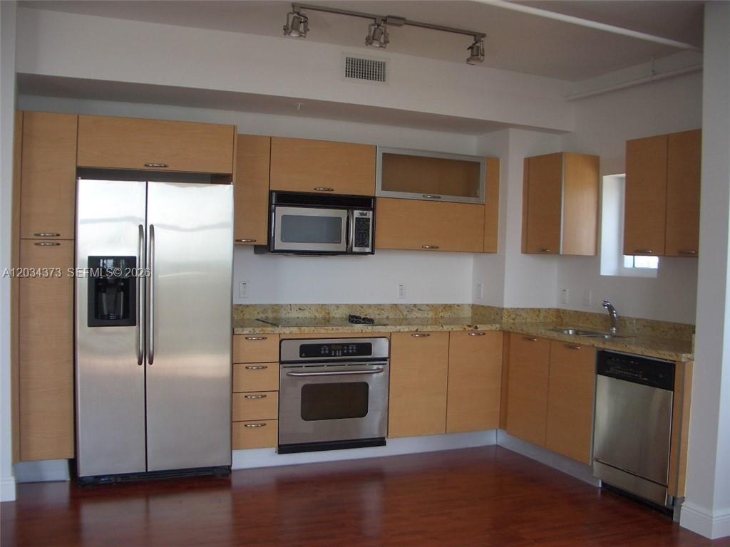 3180 Southwest 22nd Street, Unit 701 Miami, FL 33145 - Photo 9 of 55