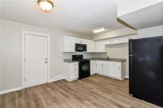 $1,355 | 7105 East 111th Terrace, Kansas City, MO 64134