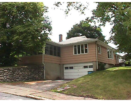 521 Riverside Drive Lawrence, MA 01841 - Photo 3 of 8 Gallery Image 3