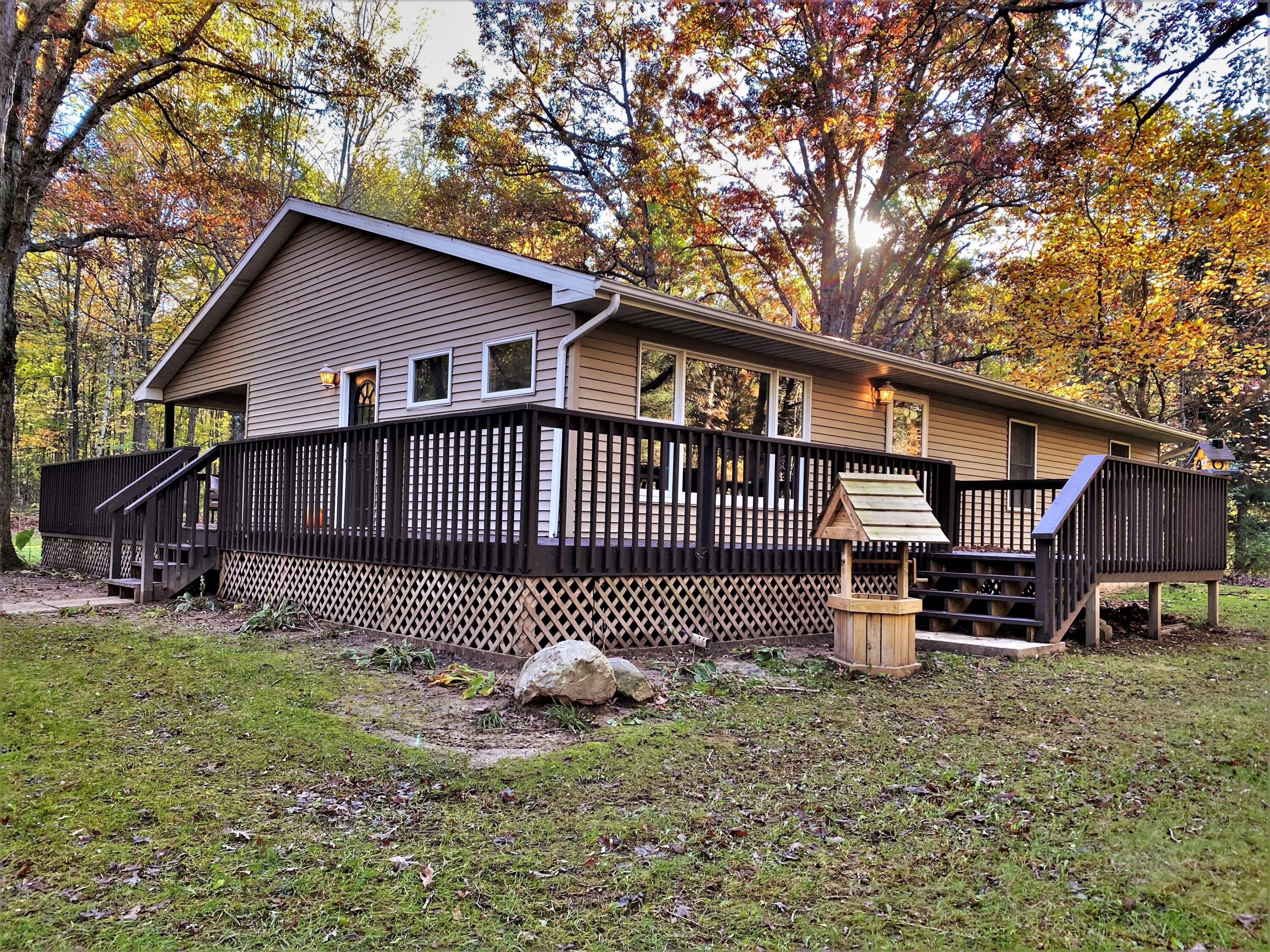 4388 Edgar Road Edmore, MI 48829 - Photo 1 of 28 IMG_3535