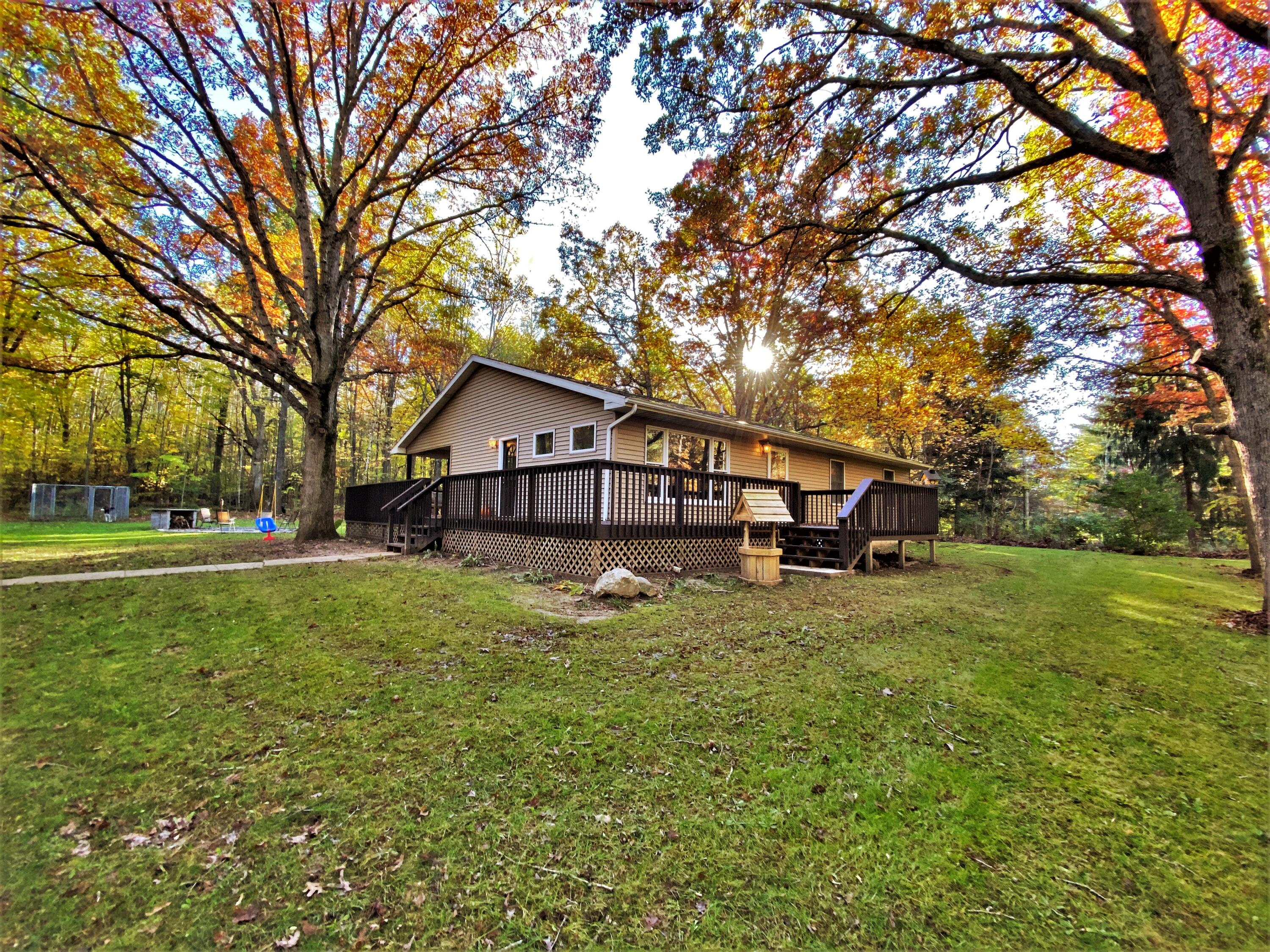 4388 Edgar Road Edmore, MI 48829 - Photo 3 of 28 IMG_3534