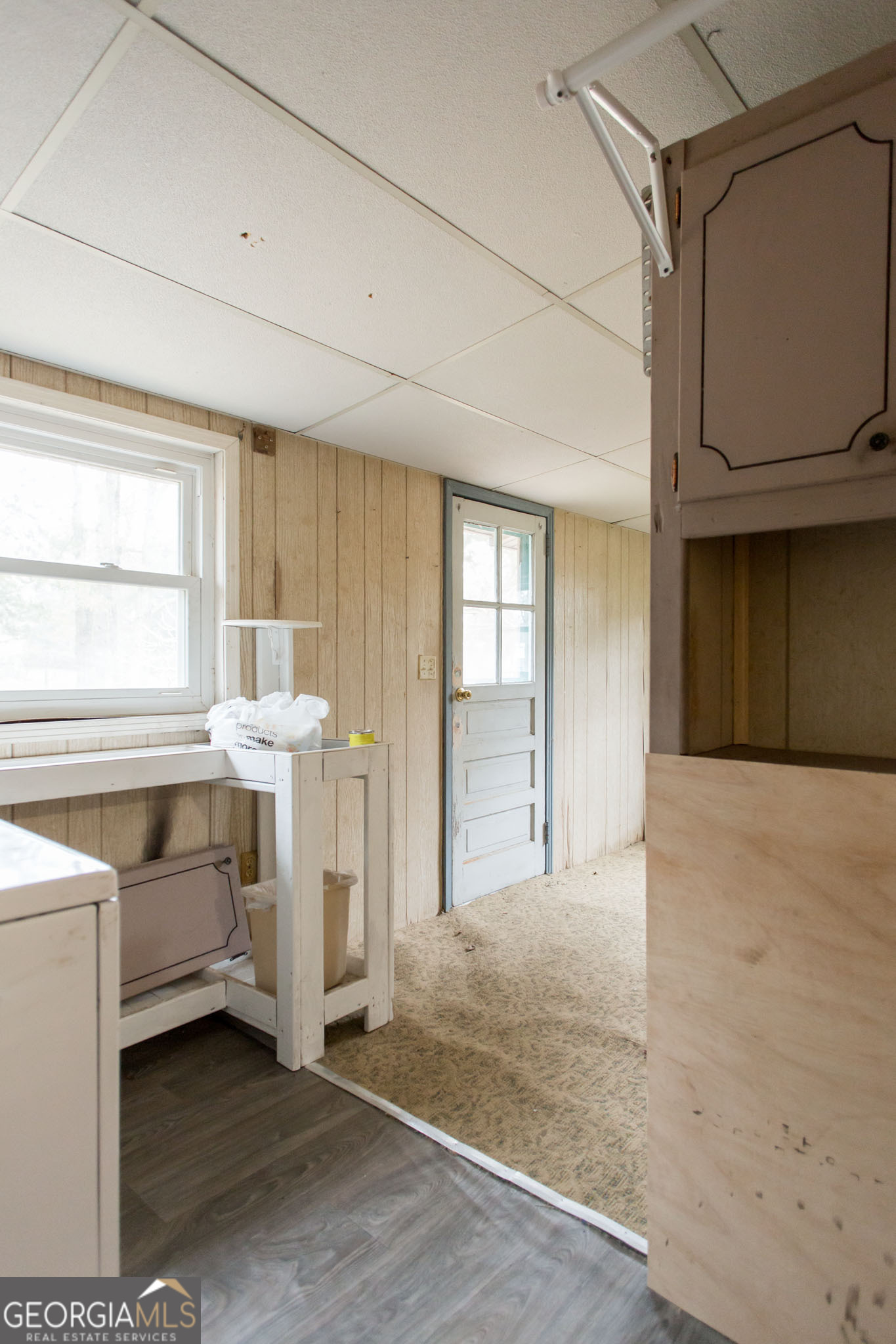 4618 Old Waltertown Road Waycross, GA 31503 - Photo 27 of 39 a view of an empty room with a window