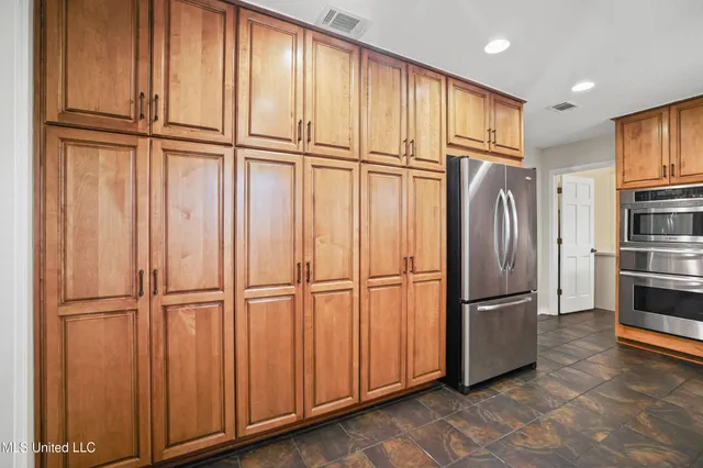 $445,900 | 6305 Hermosa Drive, Ocean Springs, MS 39564