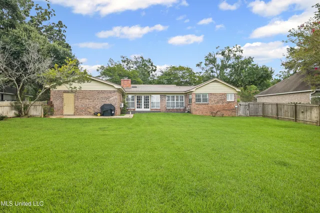 $445,900 | 6305 Hermosa Drive, Ocean Springs, MS 39564