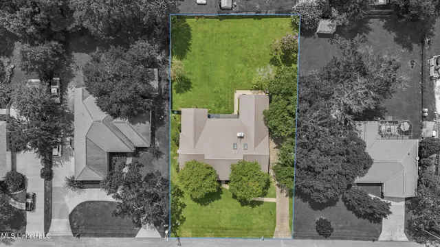 $445,900 | 6305 Hermosa Drive, Ocean Springs, MS 39564