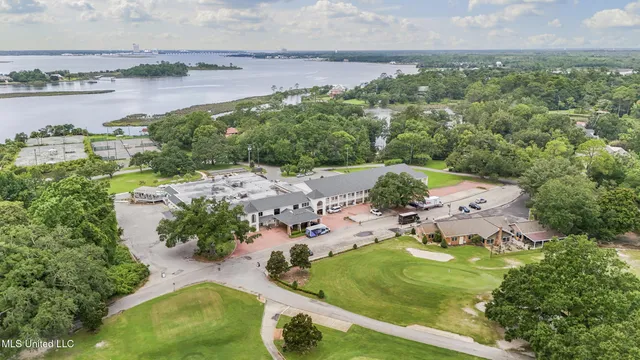 $445,900 | 6305 Hermosa Drive, Ocean Springs, MS 39564