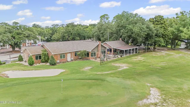 $445,900 | 6305 Hermosa Drive, Ocean Springs, MS 39564