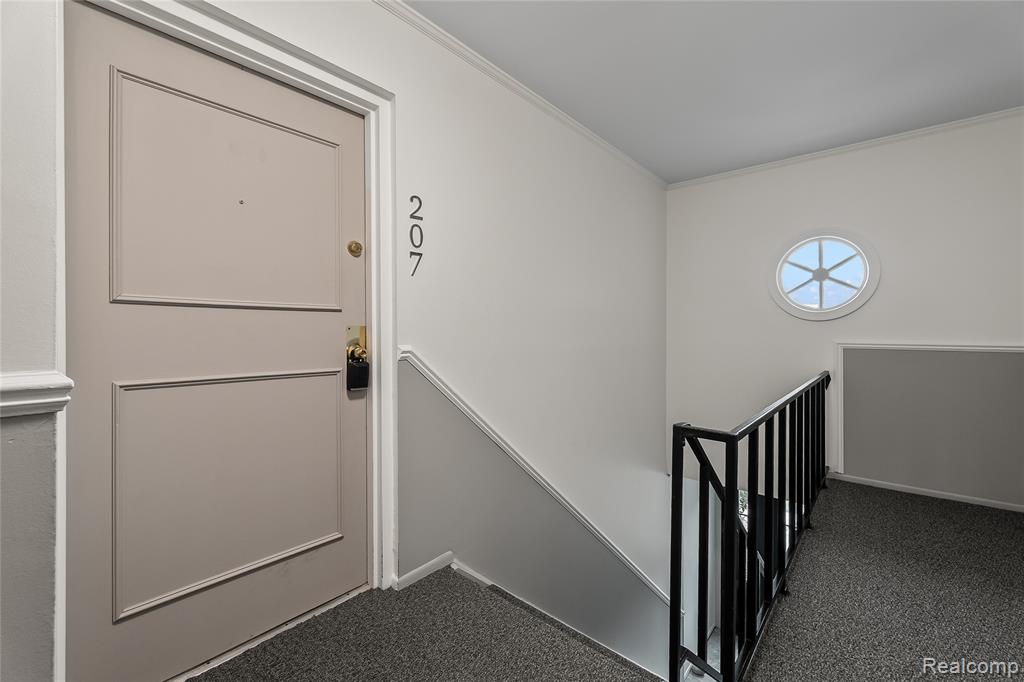 803 Plate Street, Unit 207 Rochester, MI 48307 - Photo 6 of 19