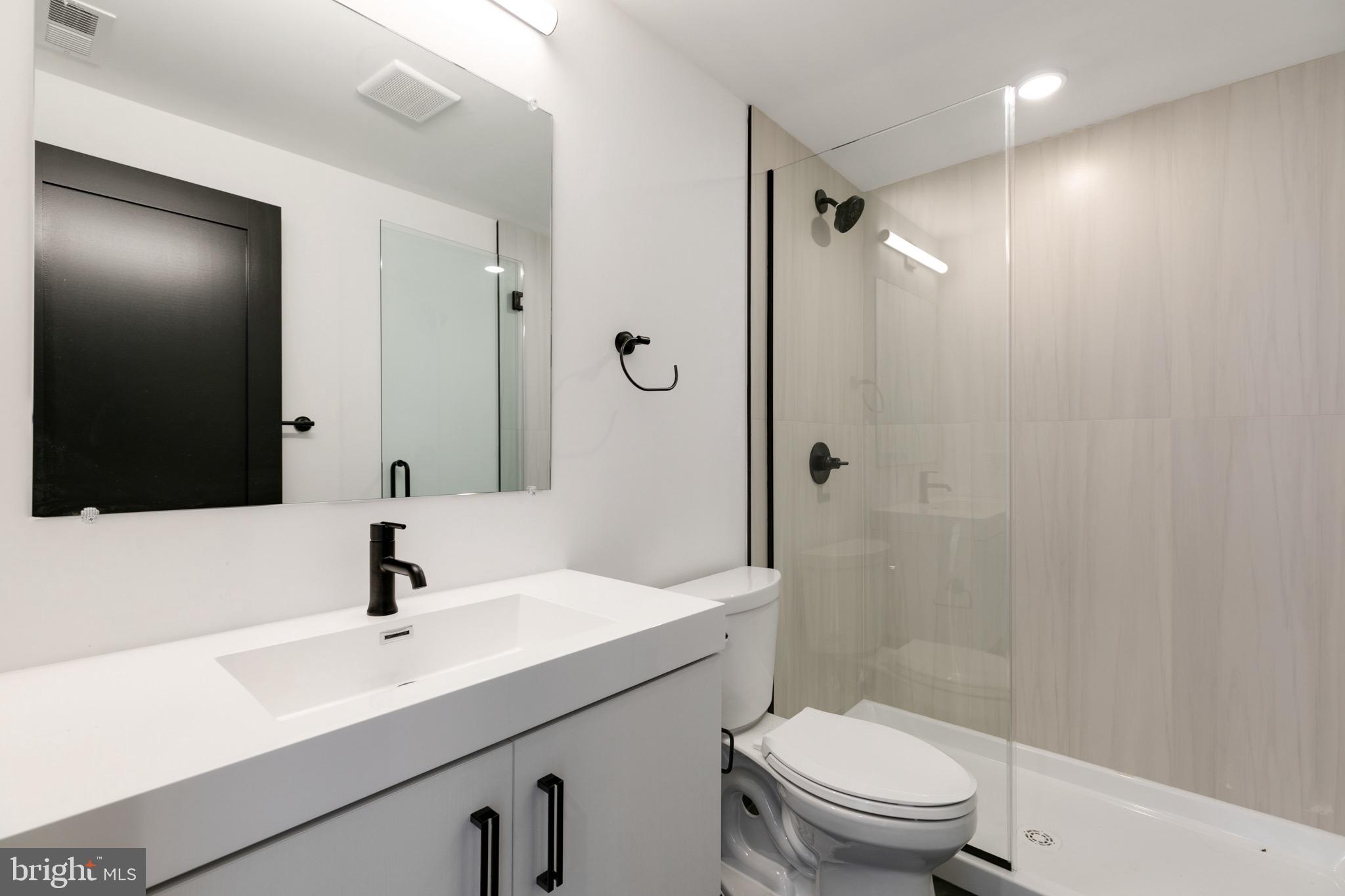 3045-51 Richmond Street, Unit 207 Philadelphia, PA 19134 - Photo 9 of 12