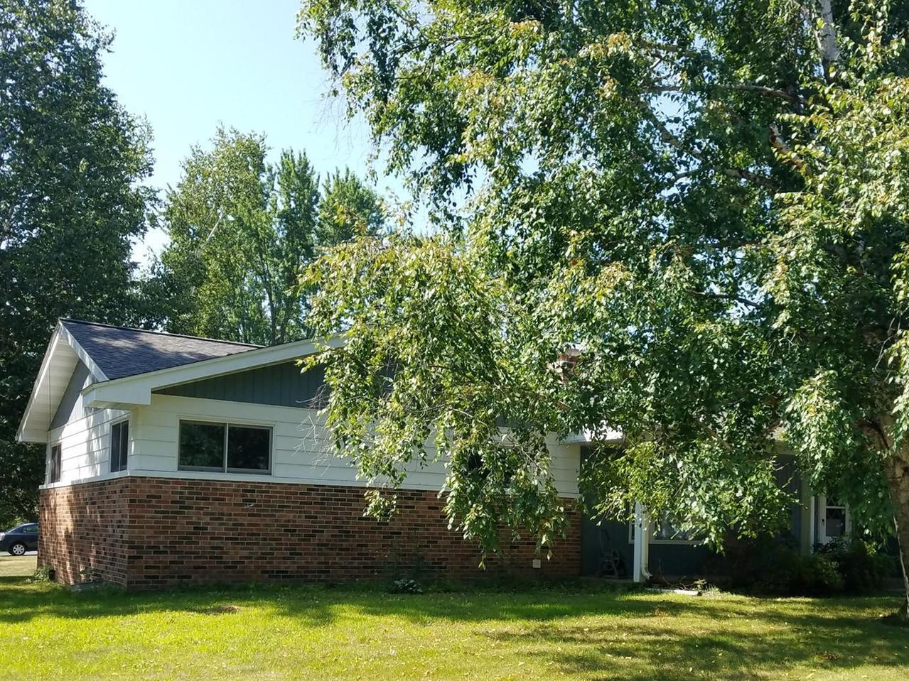 501 East Riverside Avenue Merrill, WI 54452 - Photo 1 of 19 Gallery Image 1