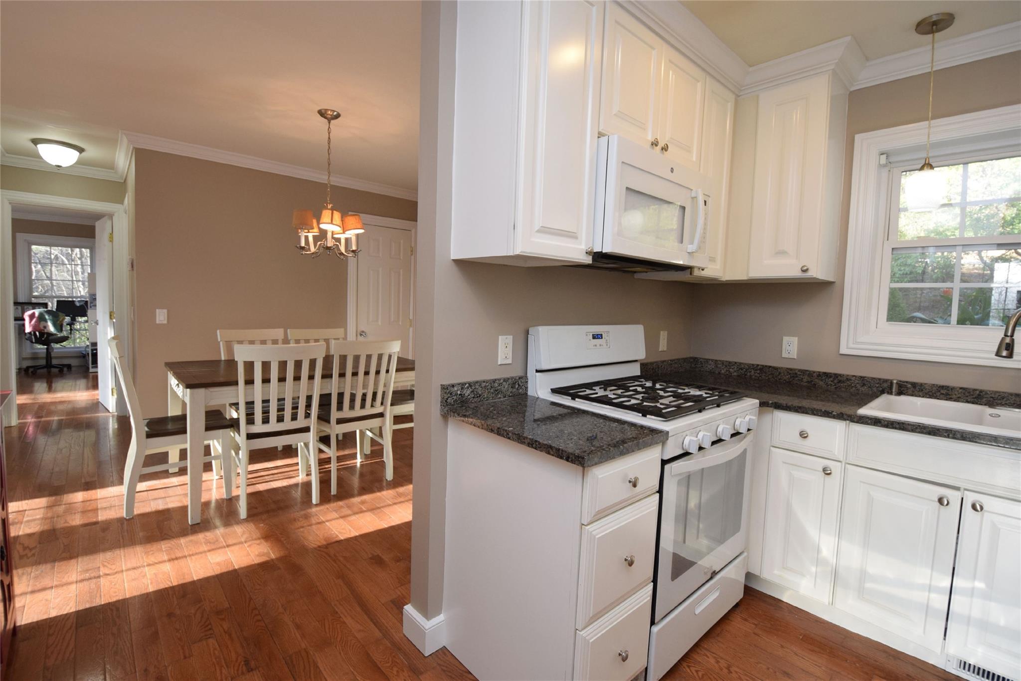 207 Branch Road Spruce Pine, NC 28777 - Photo 11 of 37 Gallery Image 11