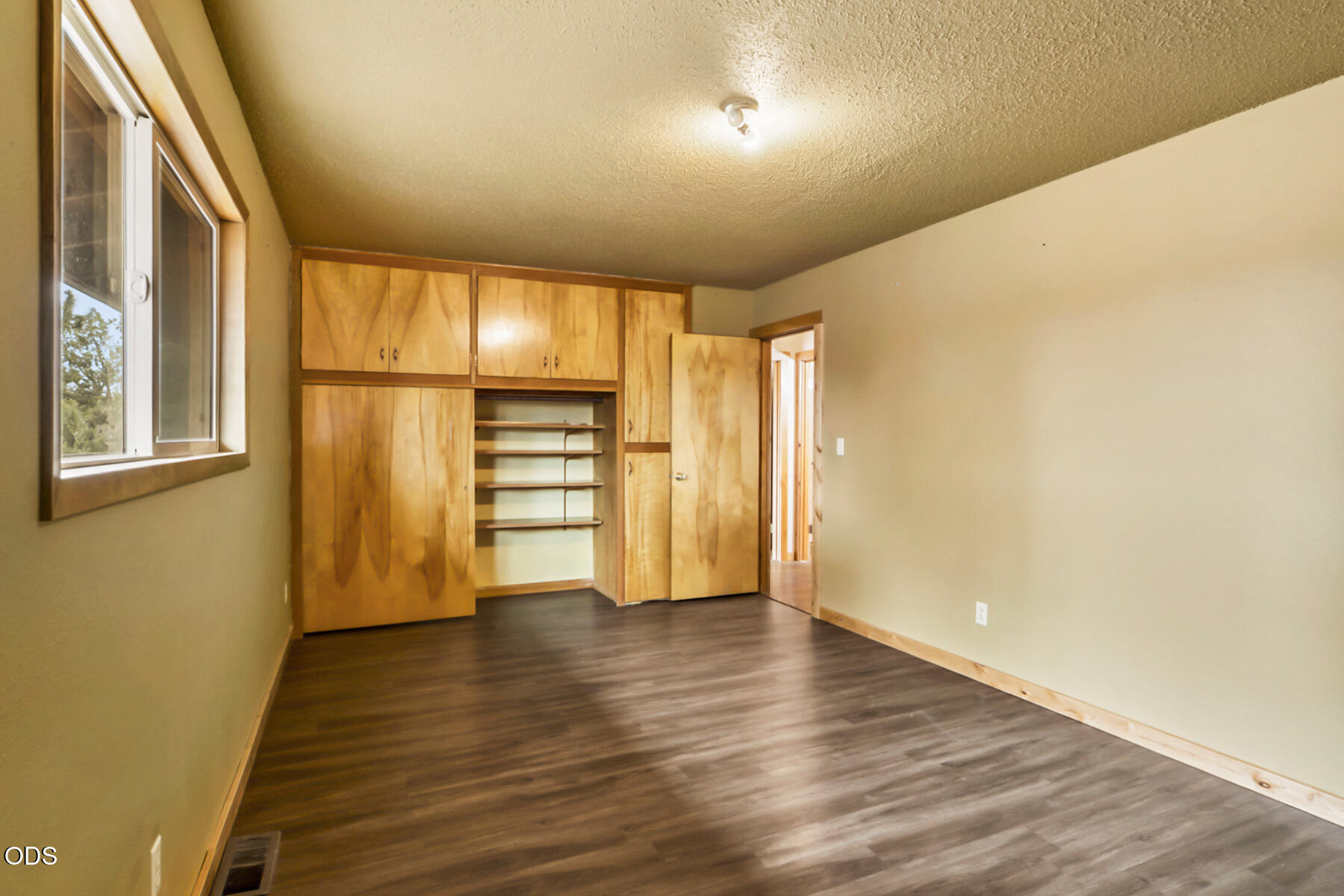 22305 Neff Road Bend, OR 97701 - Photo 26 of 55