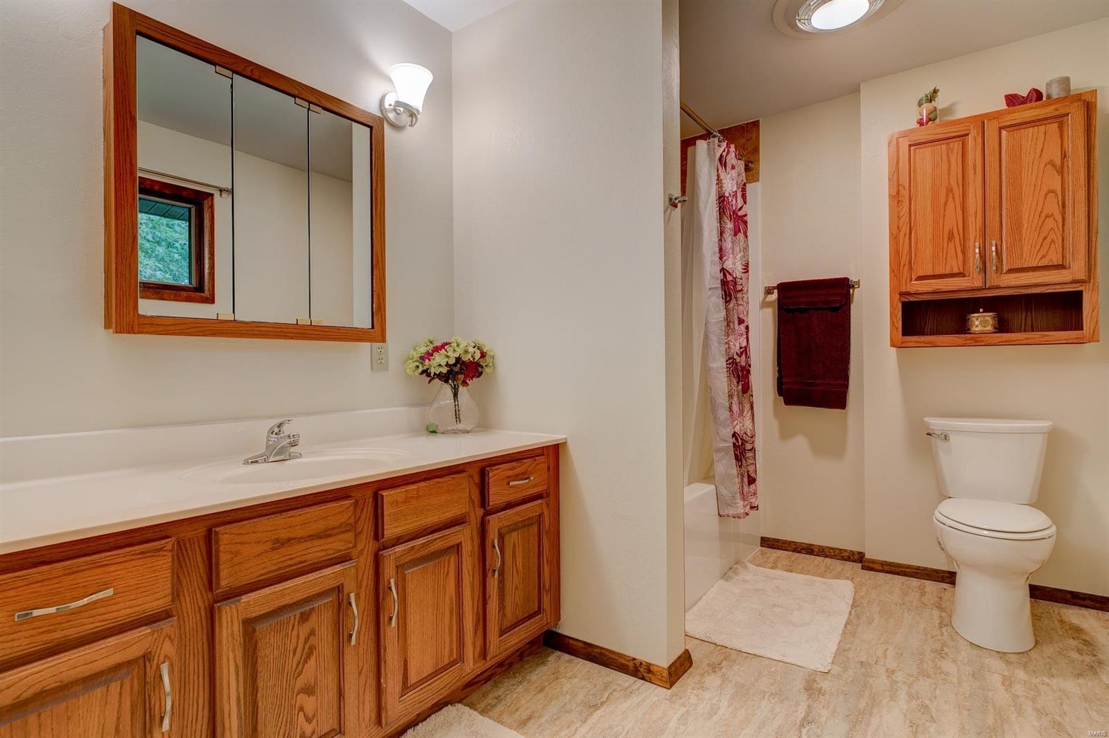 2641 Becker Road Highland, IL 62249 - Photo 22 of 53