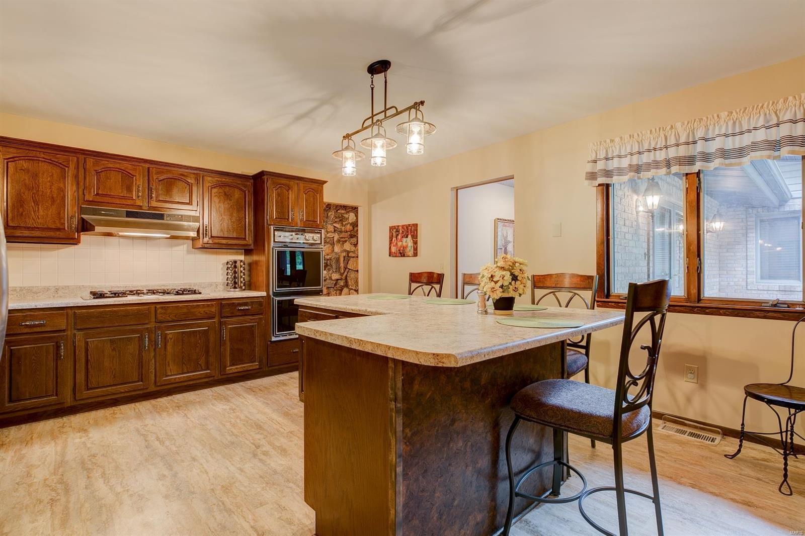 2641 Becker Road Highland, IL 62249 - Photo 8 of 53
