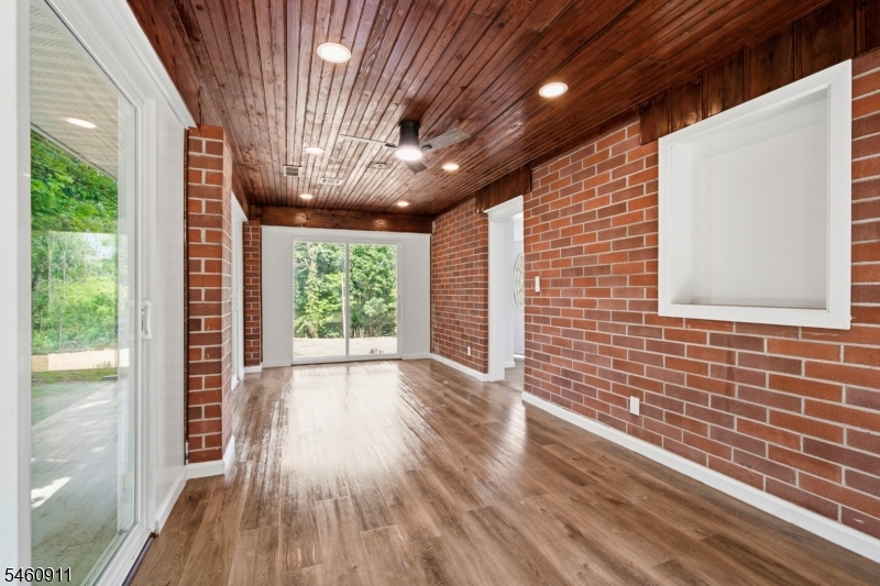 89 Armstrong Road Wantage, NJ 07461 - Photo 10 of 16 Gallery Image 10