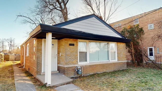 $175,000 | 1021 West Vermont Street, Chicago, IL 60643