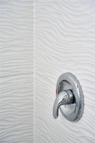 a close view of sink