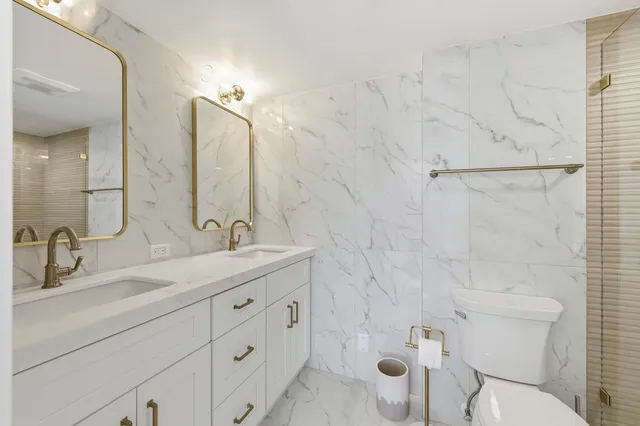 $18,500 | 170 North Ocean Boulevard, Unit 307, Palm Beach, FL 33480