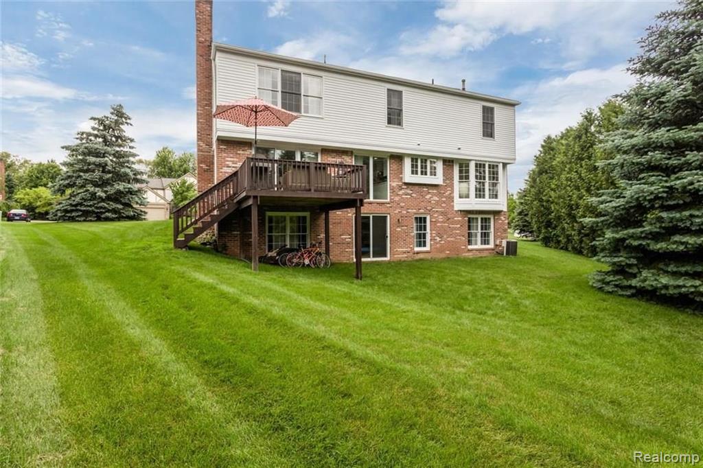 1713 Hillcrest Drive Rochester Hills, MI 48306 - Photo 32 of 37