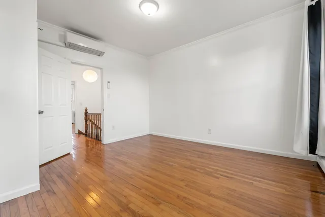 $3,650 | 40 Van Reypen Street, Jersey City, NJ 07306