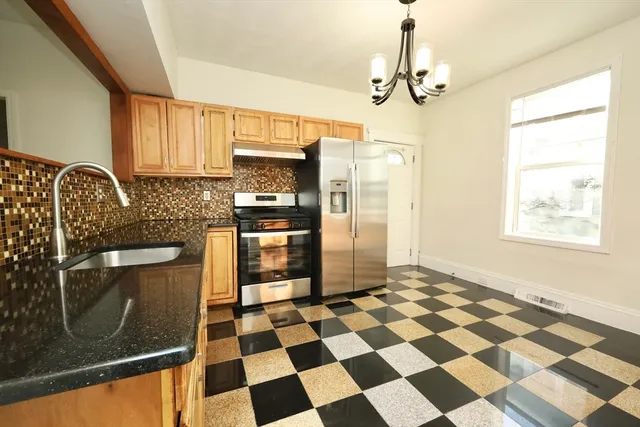 $3,150 | 488 Pleasant Street, Unit 1, Malden, MA 02148