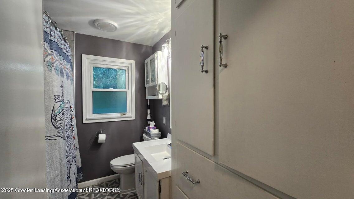 2409 Hulett Road Okemos, MI 48864 - Photo 16 of 38 20250811190829982523000000-o