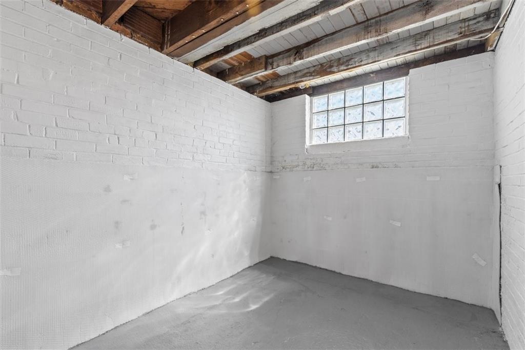 541 Virginia Avenue Rochester, PA 15074 - Photo 29 of 35 a view of an empty room