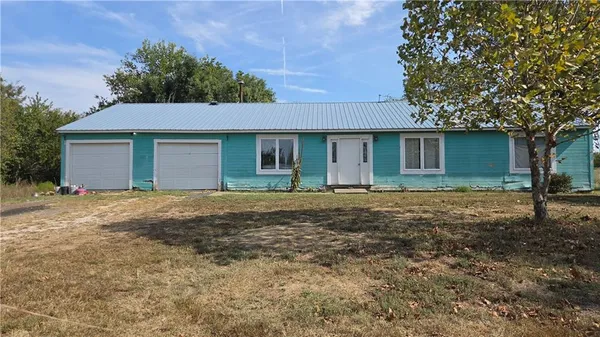 $325,000 | 34525 West 407th Street, Parker, KS 66072