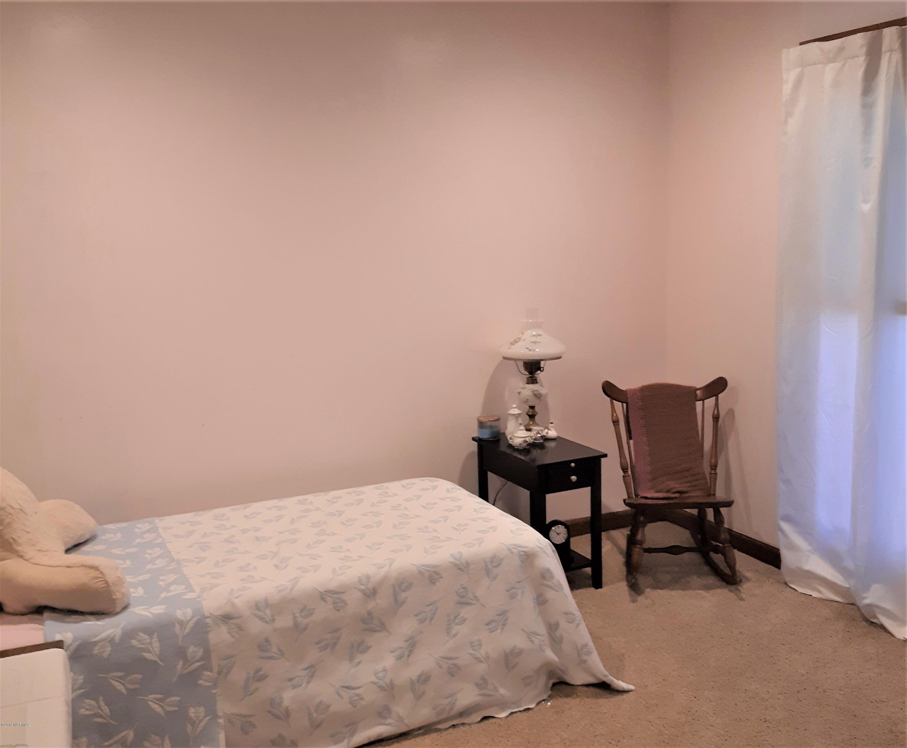 417 Boros Road New Bern, NC 28560 - Photo 19 of 23 20190828_134512 (3)