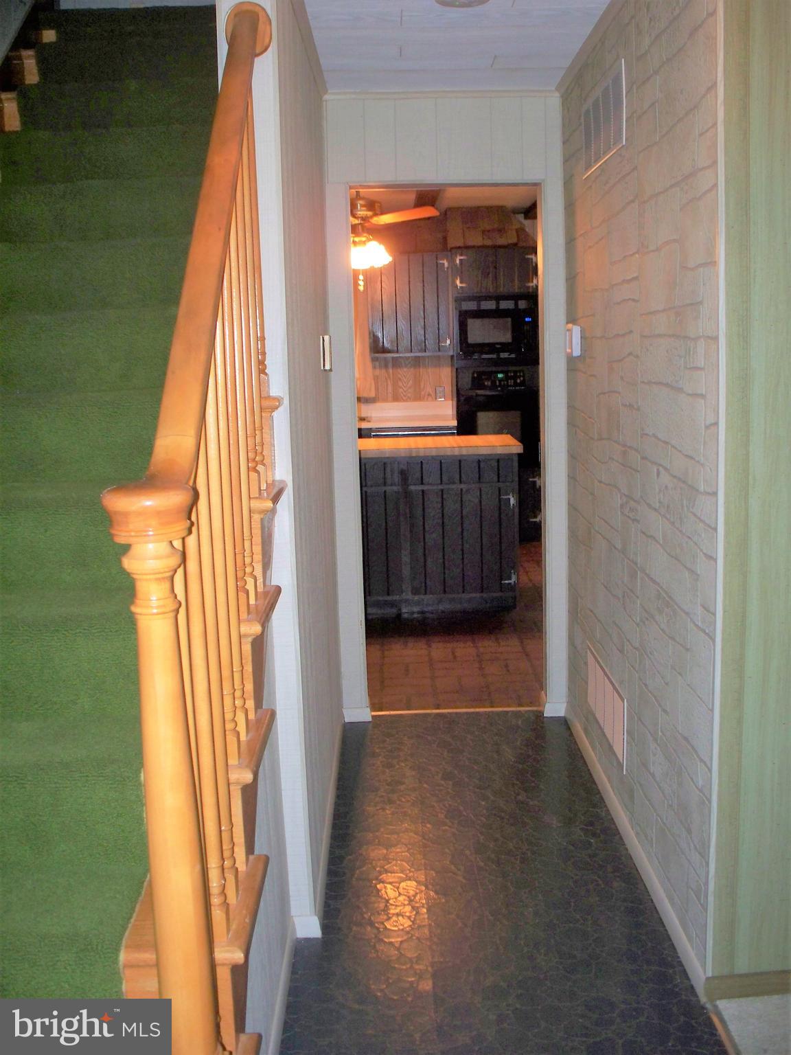 3118 Rocks Road Jarrettsville, MD 21084 - Photo 7 of 62 Entrance Foyer - Hallway to Kitchen